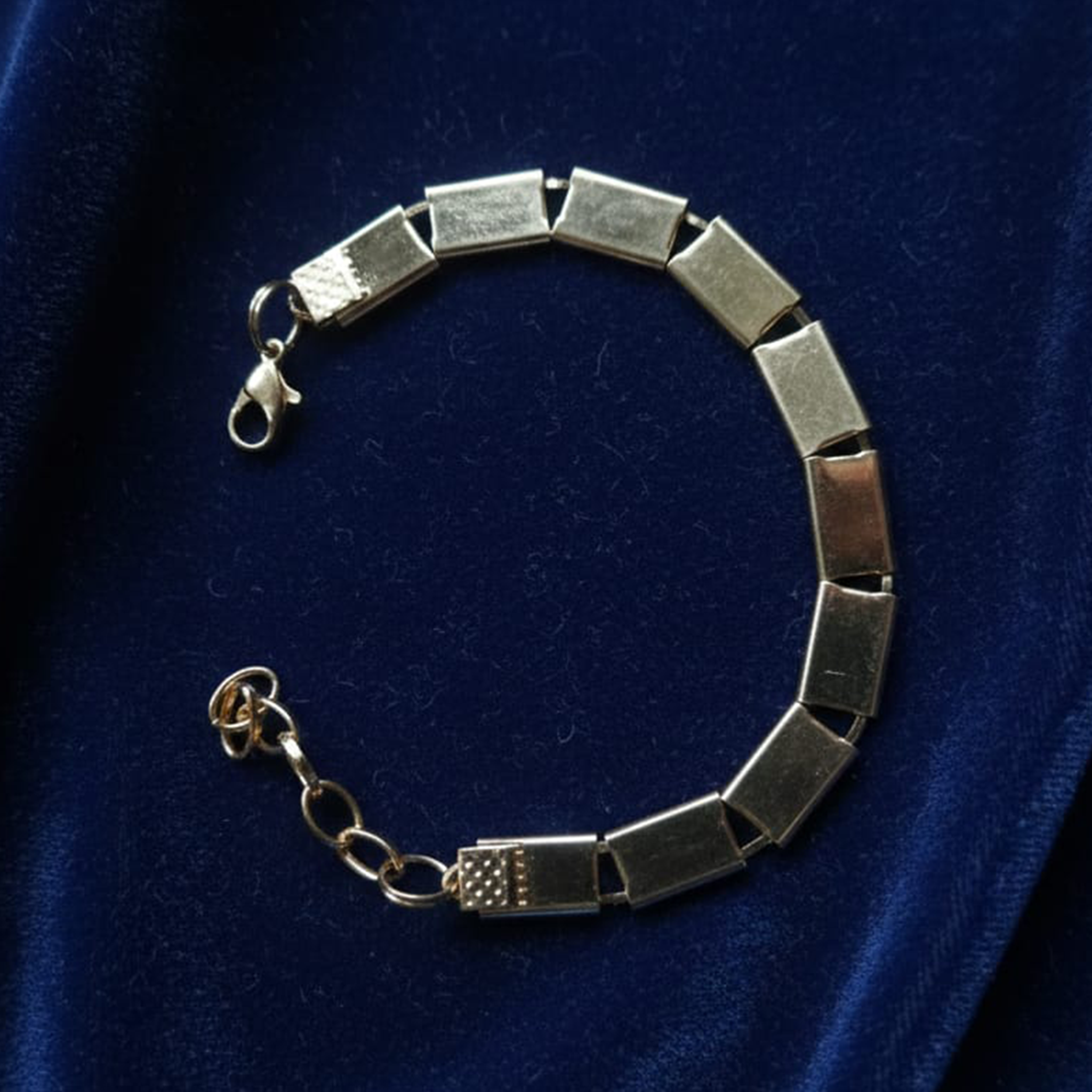 Plain Gold Biscuit Bracelet