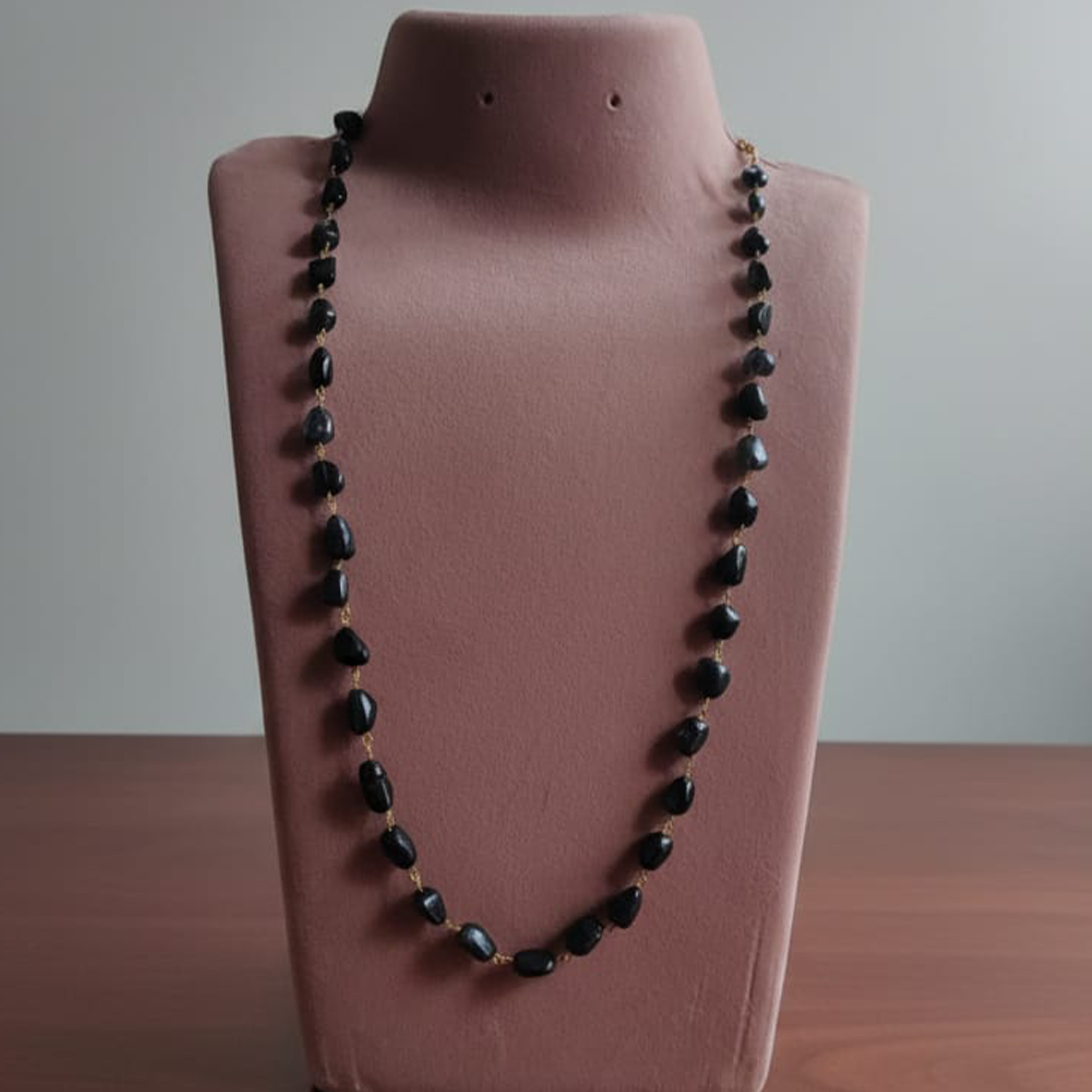 Black Quartz Single Line