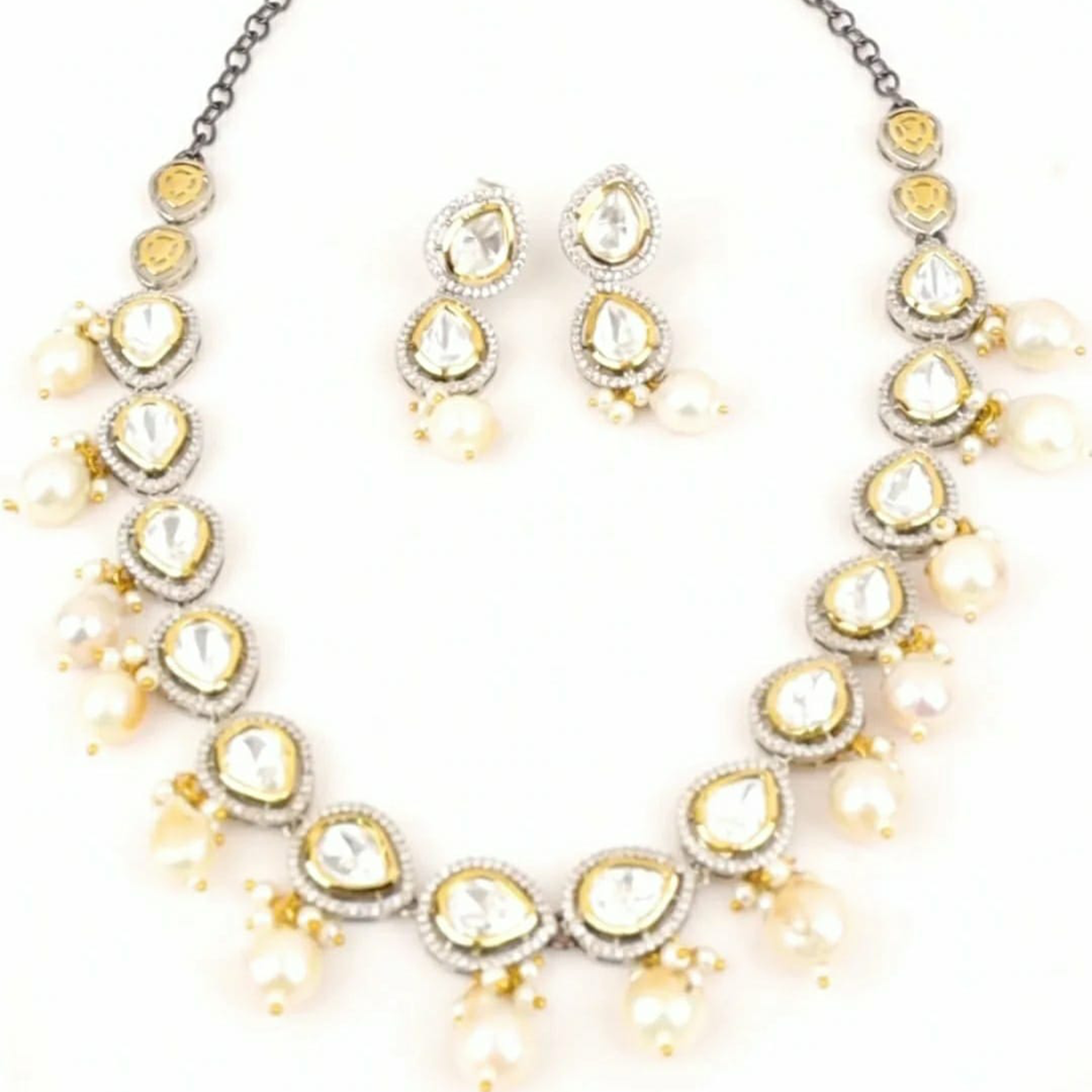 Kundan and Pearls